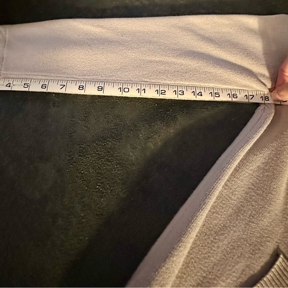 Lululemon Sweater Pullover Hoodie - Picture 6 of 6